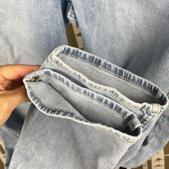 Divided H&M Ultra High Rise Straight Jeans 0 - Picture 3 of 10